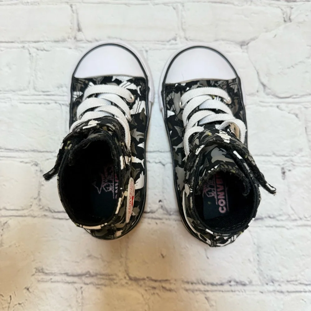 Shark Converse